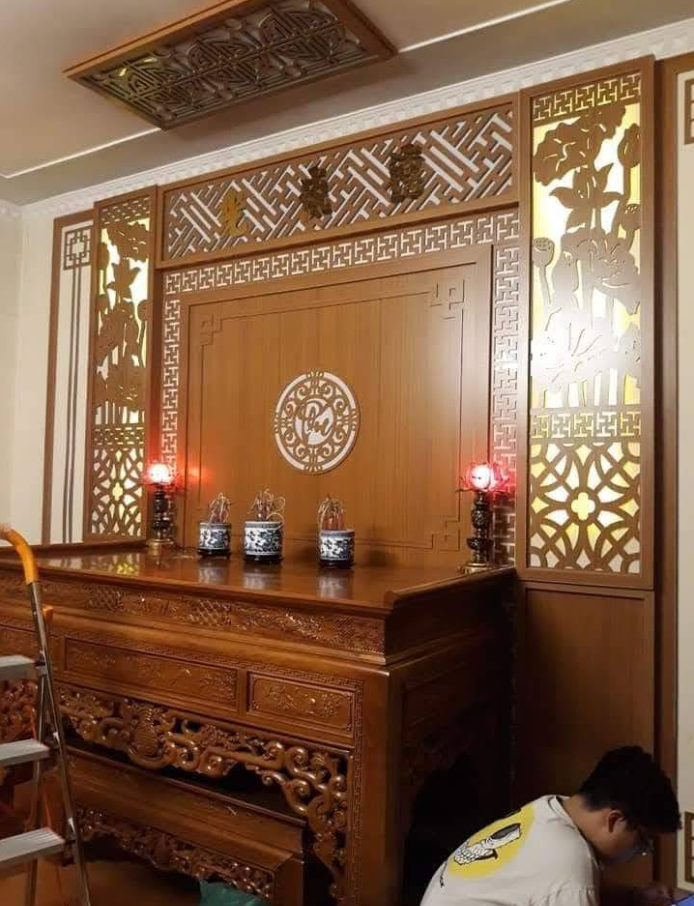 Vách ngăn CNC phòng thờ hoa sen